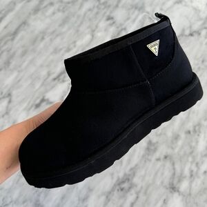 Guess Faux Fur Lined Black Suede Winter Bootie Size 9M 🌴